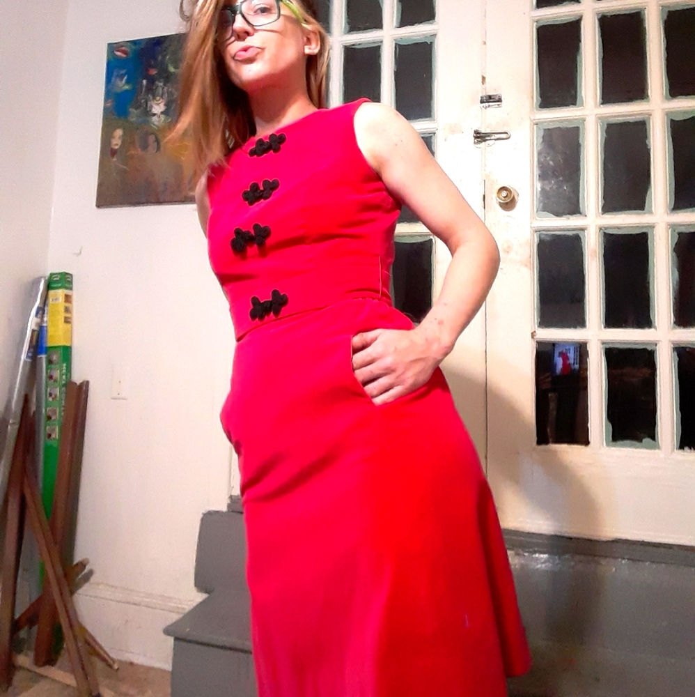 1960's brocaded velvet Midge Grand wiggle dress - Picture 1 of 13